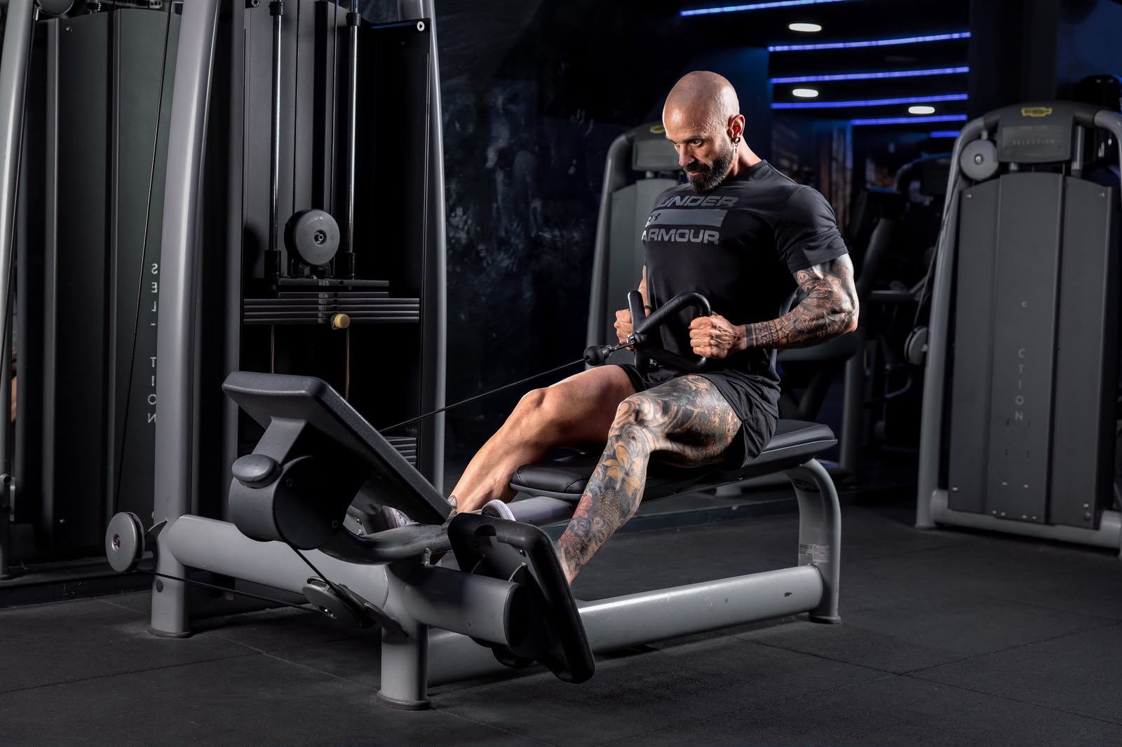 Xus entrenando remo en cable — técnica y conocimiento detrás del Método Coachxus